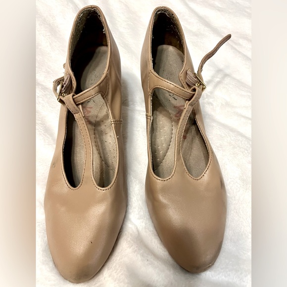 Capezio 7.5 - Picture 2 of 3